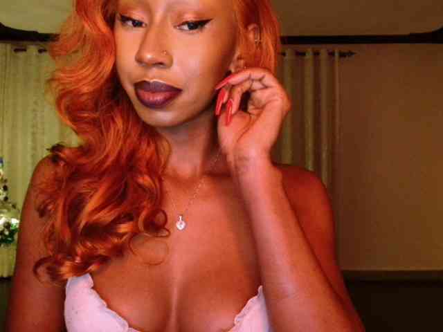 adriana_crystal webcam