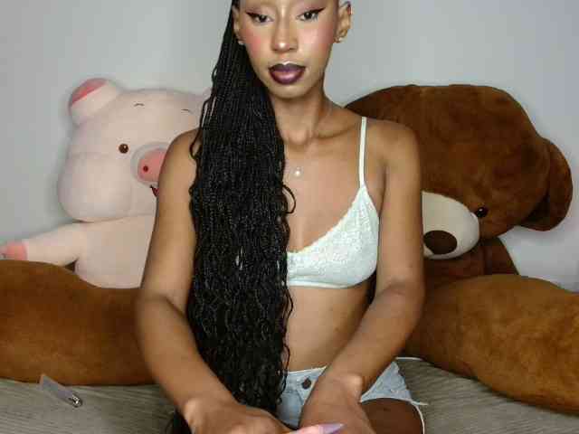 adriana-crystal23