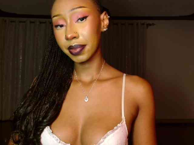 adriana_crystal webcam