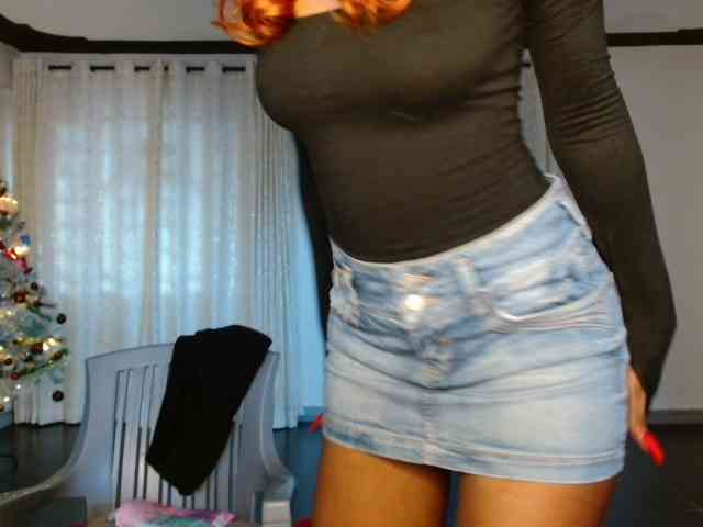 adriana_crystal webcam