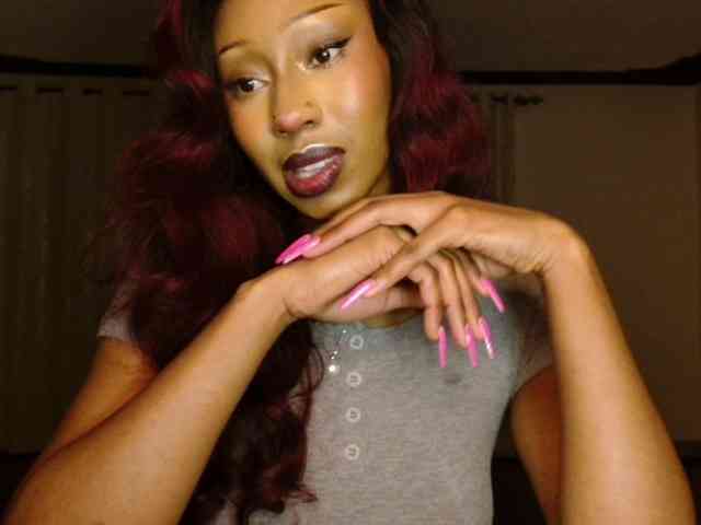 adriana_crystal webcam