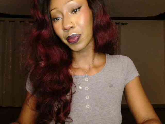 adriana_crystal webcam