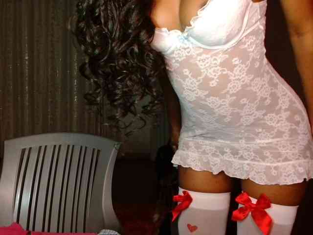 adriana_crystal webcam