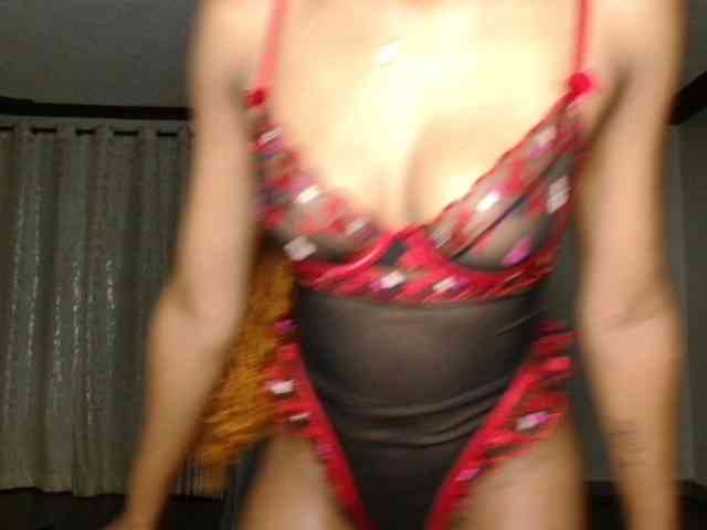 adriana_crystal webcam