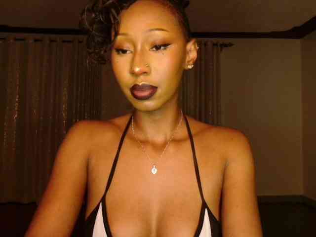 adriana_crystal webcam
