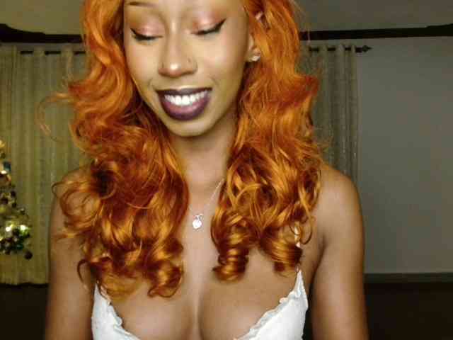 adriana_crystal webcam