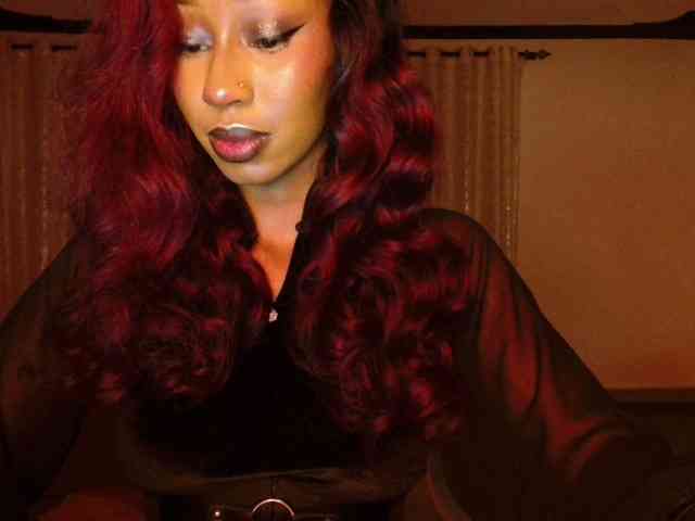 adriana_crystal webcam