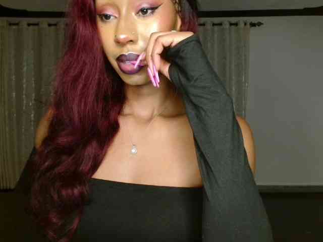 adriana_crystal webcam