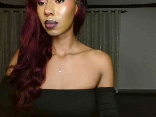 adriana_crystal webcam