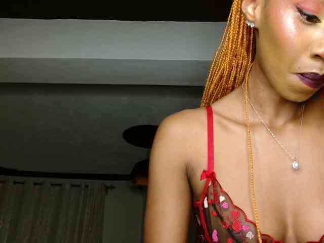 adriana_crystal webcam