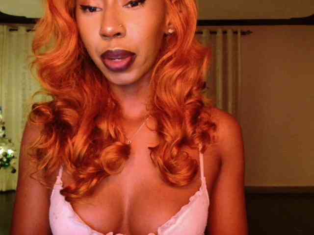 adriana_crystal webcam