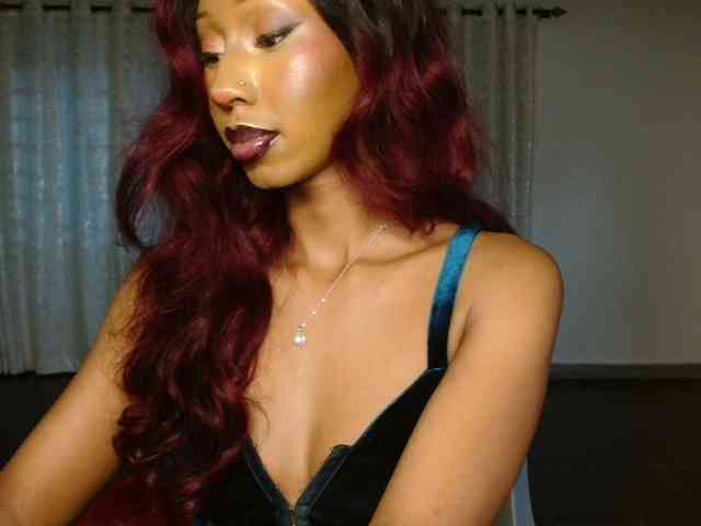 adriana_crystal webcam