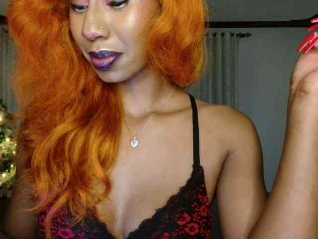 adriana_crystal webcam