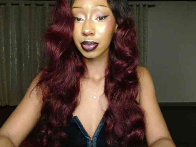 adriana_crystal webcam