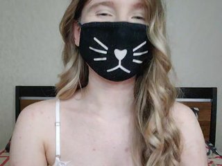 B_TUXOM_OMYTE Porn Show
