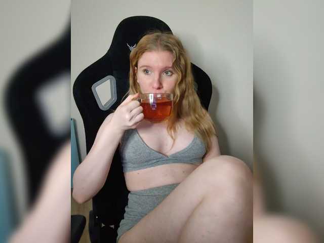 SweetPoison's BongaCams show and profile