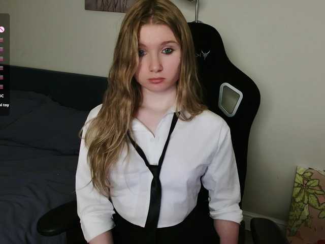 SweetPoison's BongaCams show and profile