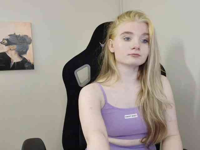 SweetPoison webcam