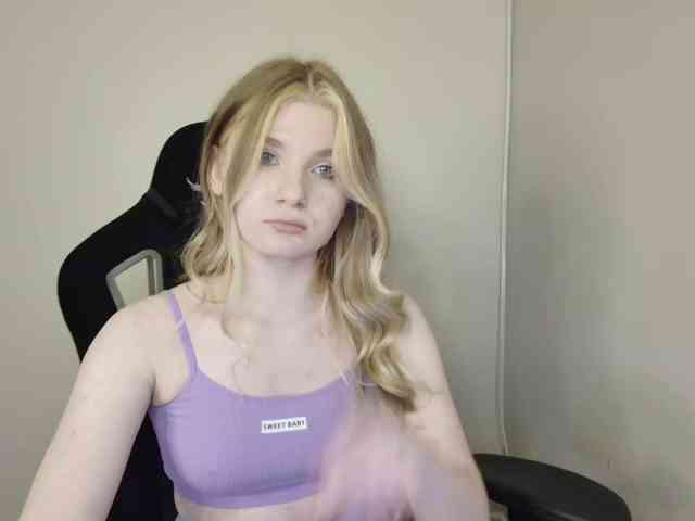 SweetPoison webcam