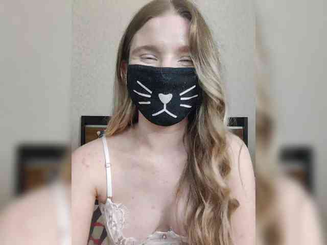 B_TUXOM_OMYTE webcam