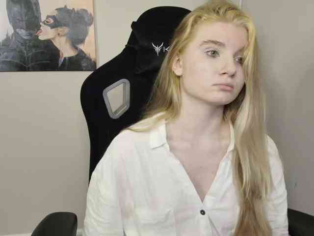 SweetPoison webcam