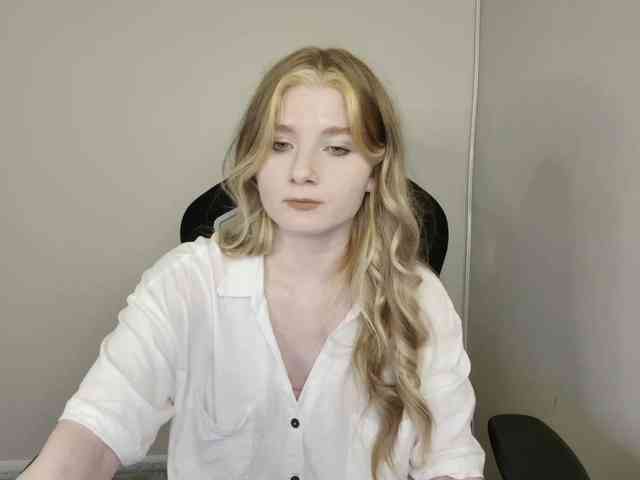 SweetPoison webcam