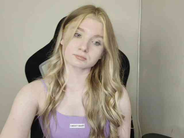 SweetPoison webcam