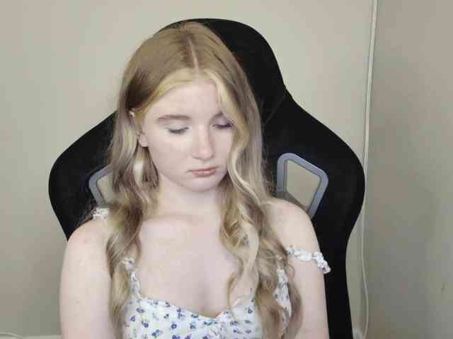 SweetPoison webcam