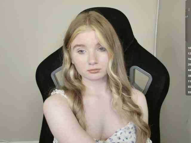 SweetPoison webcam