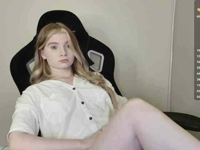 SweetPoison webcam
