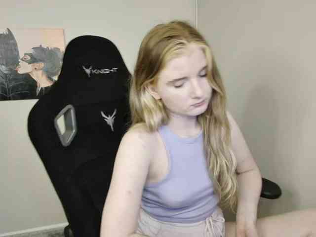 SweetPoison webcam