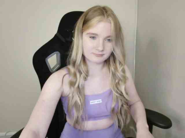 SweetPoison webcam