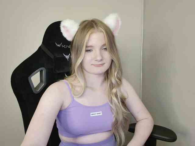SweetPoison webcam