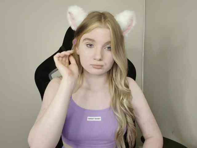 SweetPoison webcam