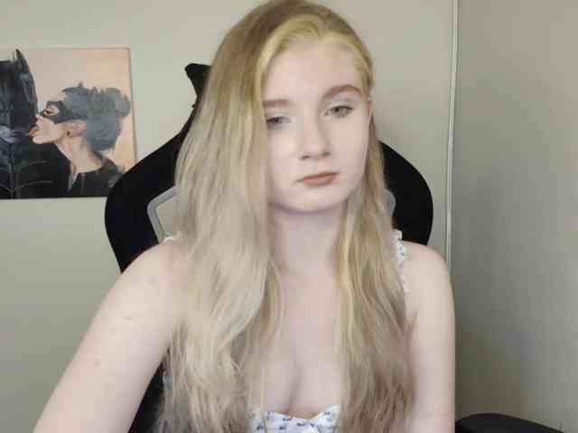 SweetPoison webcam