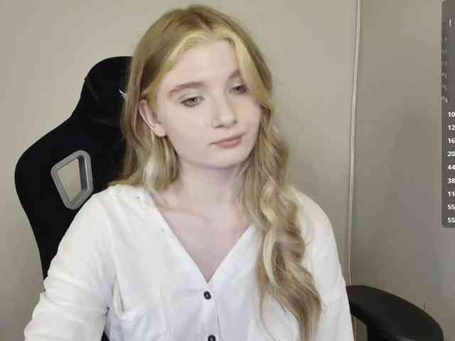 SweetPoison webcam
