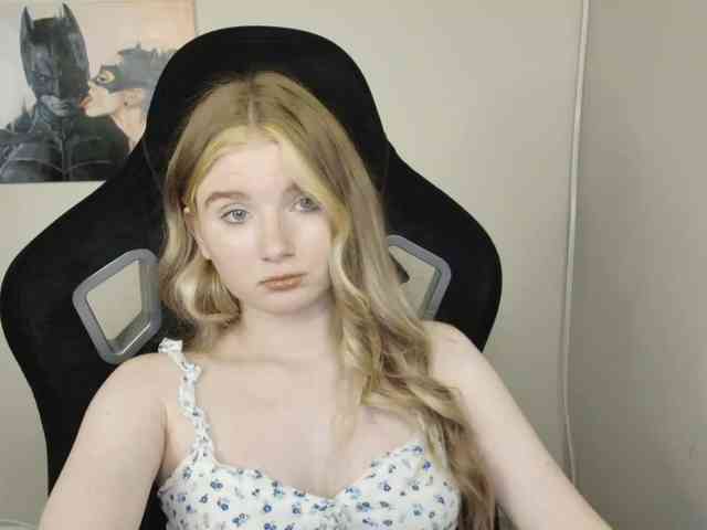 SweetPoison webcam