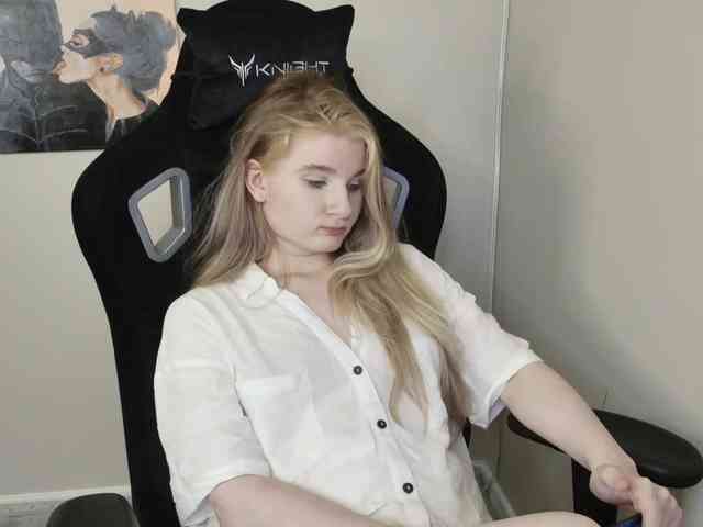 SweetPoison webcam