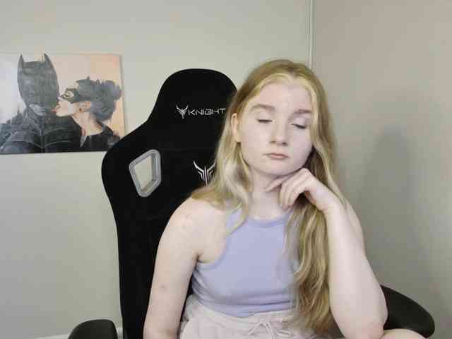 SweetPoison webcam