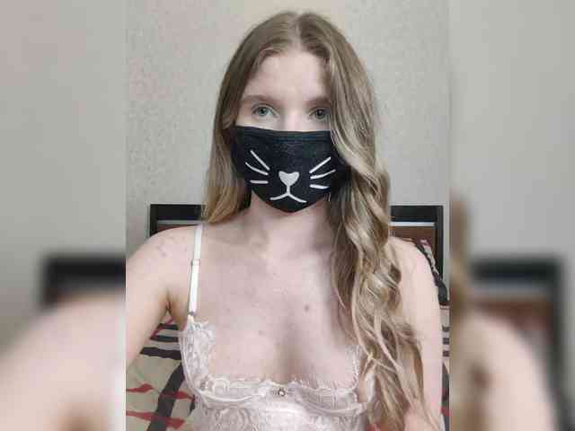 B_TUXOM_OMYTE webcam