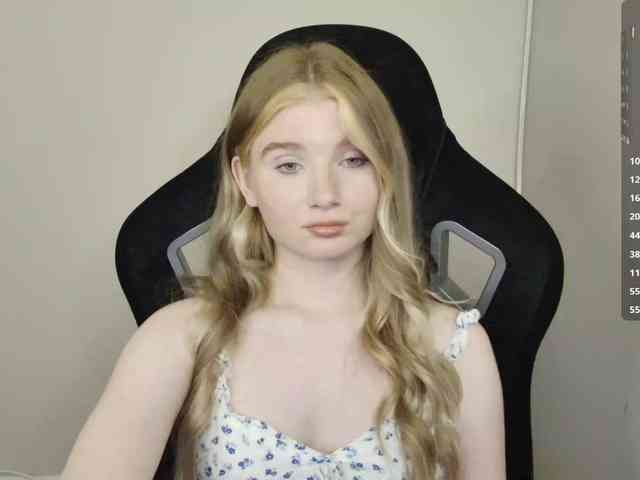 SweetPoison webcam