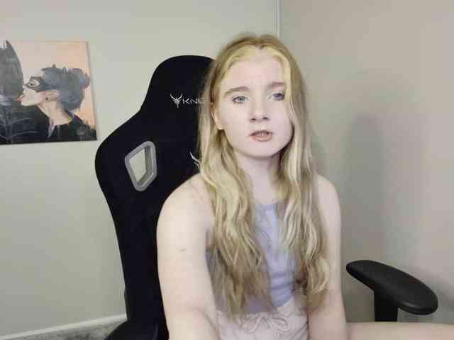 SweetPoison webcam