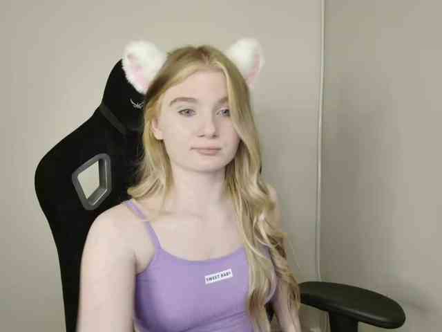 SweetPoison webcam