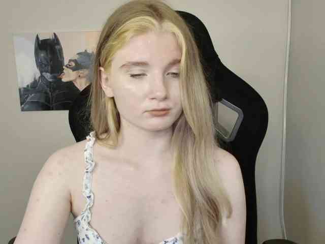 SweetPoison webcam