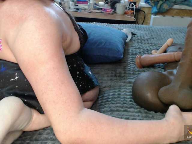 Julia-79's BongaCams show and profile