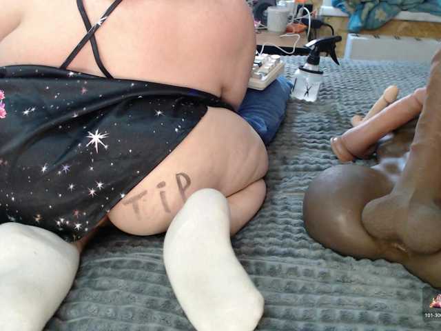 Julia-79's BongaCams show and profile