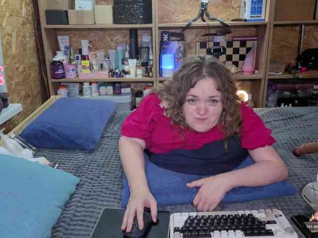 Julia-79 Live Webcam on BongaCams