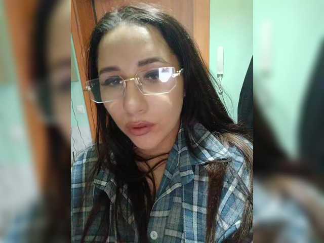 Sofa999's BongaCams show and profile