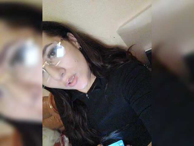 Sofa999's BongaCams show and profile