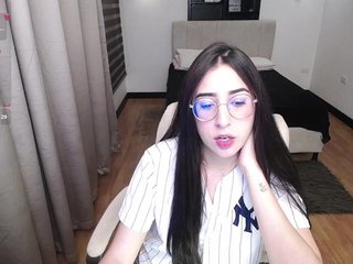 iM-Kitty Porn Show